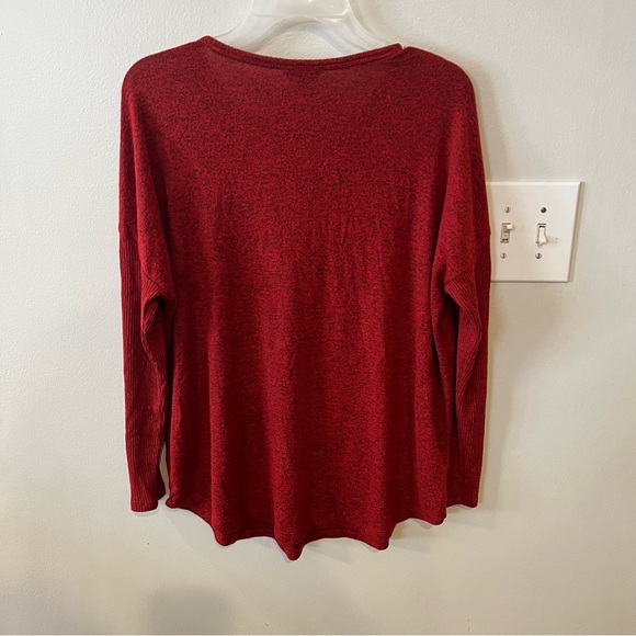 red long sleeve shirt
brand buffalo by david bitton
size large
good condition - Picture 3 of 3